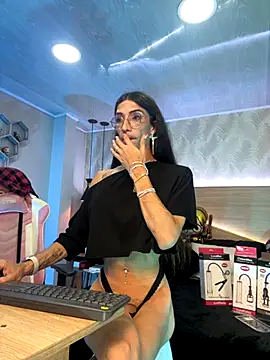 Snapshot of kylliefox_ chatting on September 2025 01:15:02 PM kylliefox online show from September 2025 01:15:02 PM