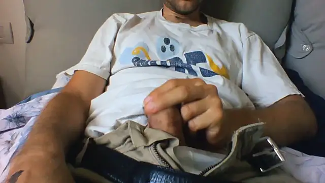 Snapshot of andre_italy chatting on June 2026 04:09:02 PM andre italy online show from June 2026 04:09:02 PM