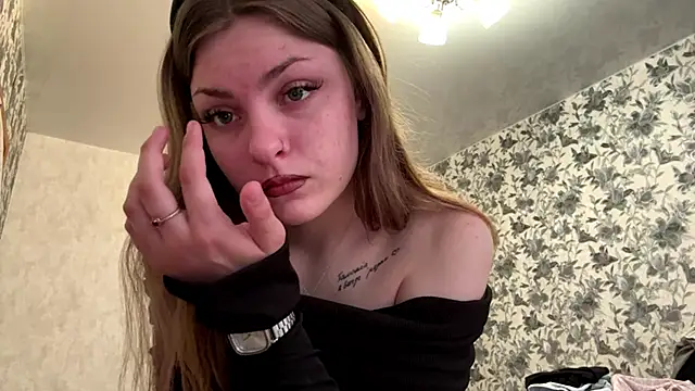 JackiStrum online show from April 2026 08:10:01 AM