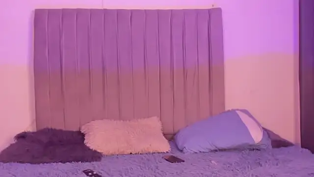 im tiffany  online show from March 2026 04:08:01 AM