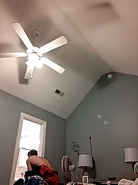 TrndSettr online show from February 2026 11:42:02 PM