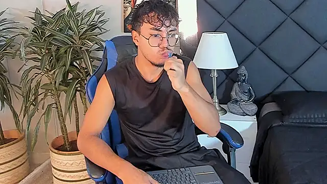 kai storn online show from April 2026 11:14:02 AM