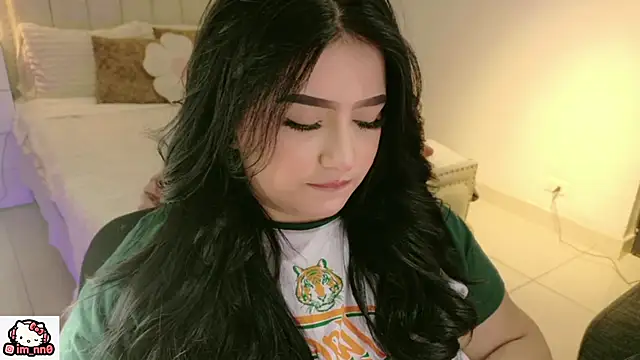 ninna sweet online show from April 2026 12:39:01 PM