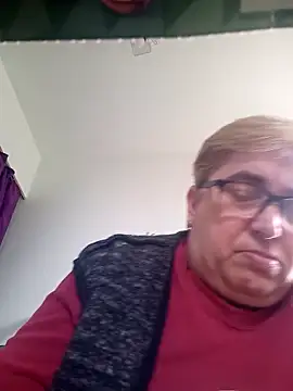 Snapshot of SusanStar874 chatting on April 2026 10:35:02 AM SusanStar874 online show from April 2026 10:35:02 AM