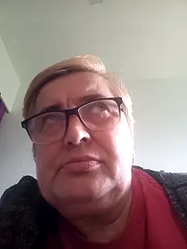Snapshot of SusanStar874 chatting on April 2026 01:42:02 PM SusanStar874 online show from April 2026 01:42:02 PM