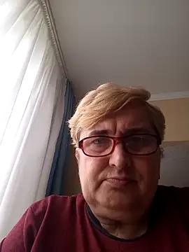 Snapshot of SusanStar874 chatting on May 2026 03:28:01 PM SusanStar874 online show from May 2026 03:28:01 PM