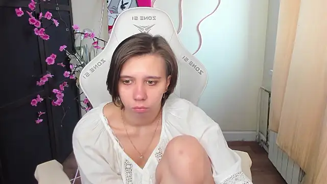 Scarlet Sirenn online show from March 2026 09:05:01 AM