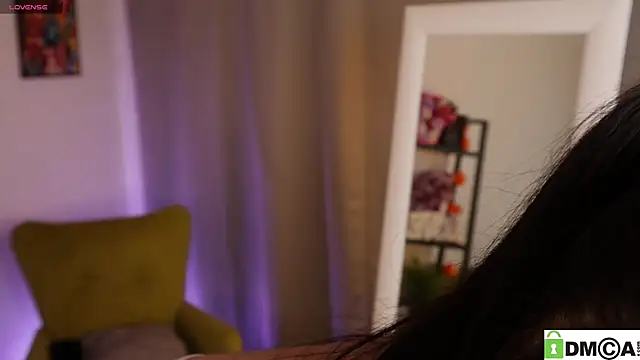 Noiry Vuvez online show from April 2026 08:18:01 PM