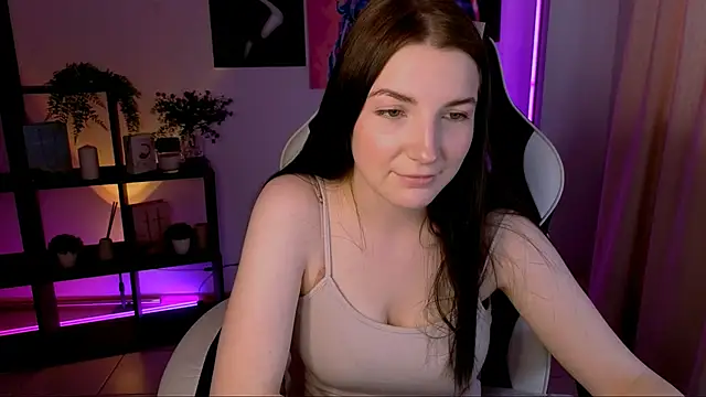 AliceChanel online show from April 2026 09:23:02 AM