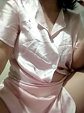 NANA x007 online show from February 2026 10:58:02 PM