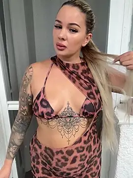 sexybatwomen33 online show from June 2026 07:36:01 AM