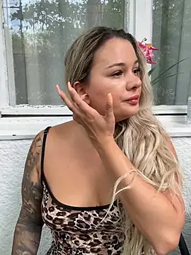 sexybatwomen33 online show from July 2026 06:52:02 AM