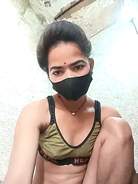 Sunali Bendre online show from February 2026 02:56:02 AM