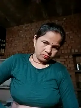 Pooja sahu online show from April 2026 07:22:01 PM