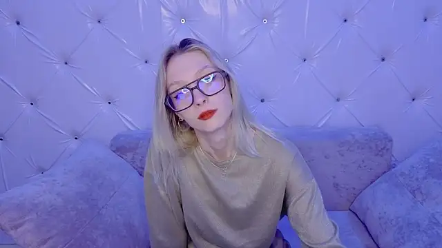 Akiro Kim7 online show from February 2026 02:07:02 AM