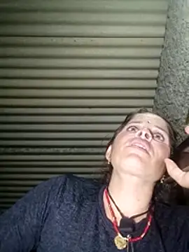 Lucky couple-1 online show from May 2026 06:01:01 PM