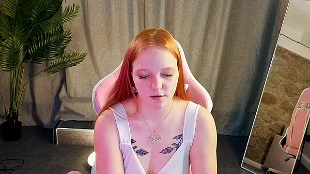 Candy Lir online show from March 2026 06:42:01 AM