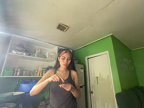 Snapshot of Sweetiebabe25 chatting on February 2026 08:32:01 AM Sweetiebabe25 online show from February 2026 08:32:01 AM