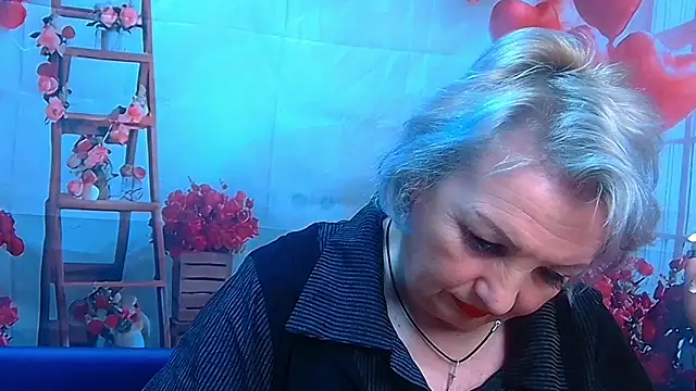 RenataDaster online show from April 2026 05:18:02 AM