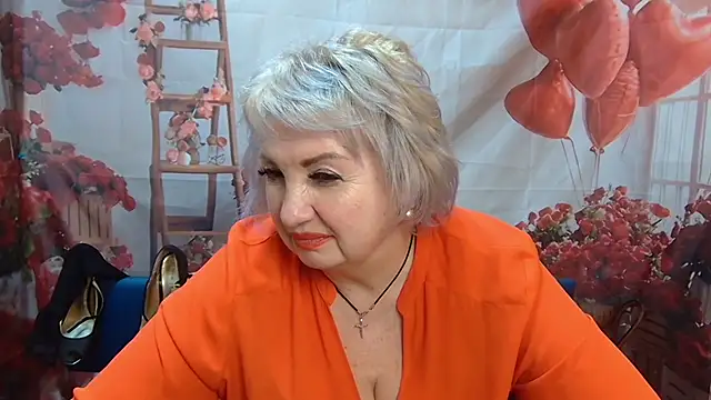 Snapshot of RenataDaster chatting on April 2026 05:14:01 PM RenataDaster online show from April 2026 05:14:01 PM