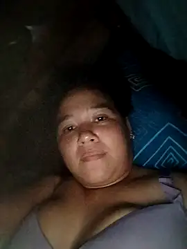 almacalida online show from February 2026 10:38:01 PM