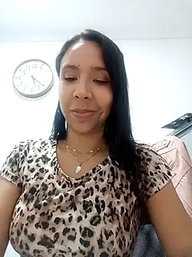 MiaSantana  online show from April 2026 10:20:01 PM