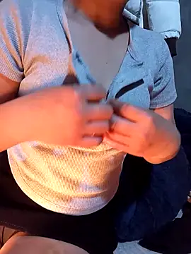 Slutty 18 online show from February 2026 02:48:01 AM