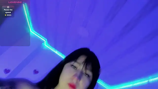 lunakill online show from March 2026 06:59:02 PM