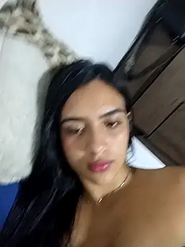 cynliu online show from April 2026 06:18:01 AM