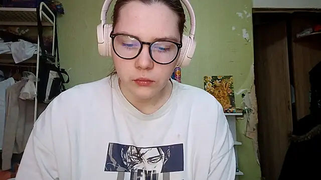 VannessaDillenbeck online show from March 2026 06:09:02 AM