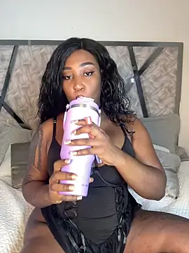 Denise wolfe21 online show from February 2026 07:40:01 PM