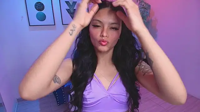 Snapshot of Maddie_T18 chatting on June 2026 11:41:02 AM Maddie T18 online show from June 2026 11:41:02 AM