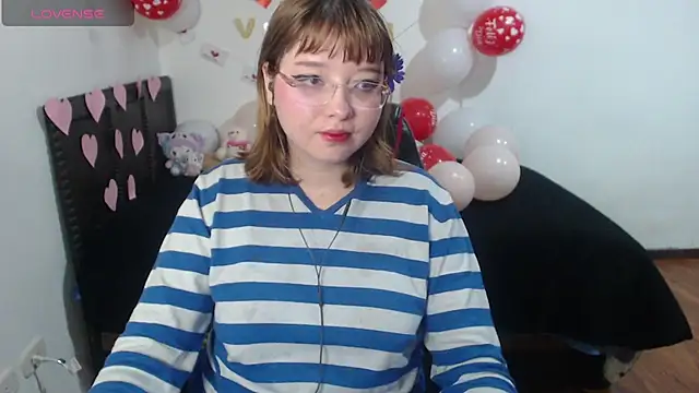 Cherrybloom692 online show from February 2026 06:20:01 AM