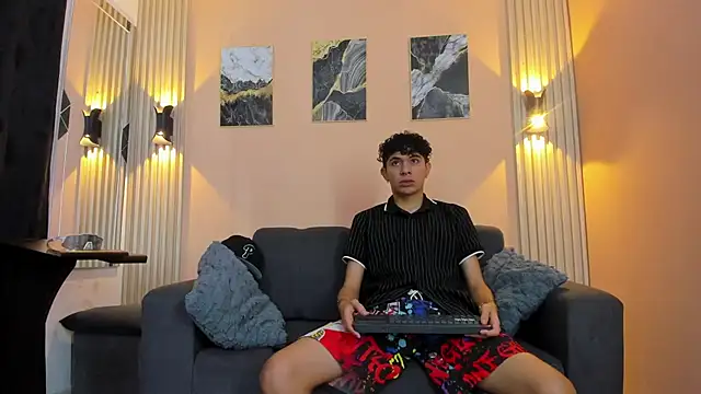 DesiresOfOlympus  online show from April 2026 07:58:01 PM