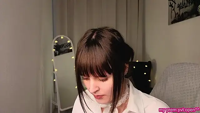 michelewild online show from February 2026 01:31:02 PM