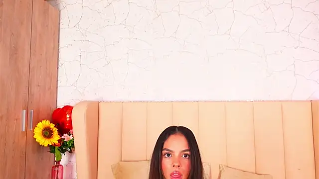 BambiRoses online show from February 2026 05:08:02 AM