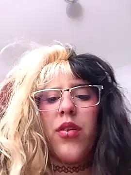 la venuss online show from March 2026 09:55:01 PM