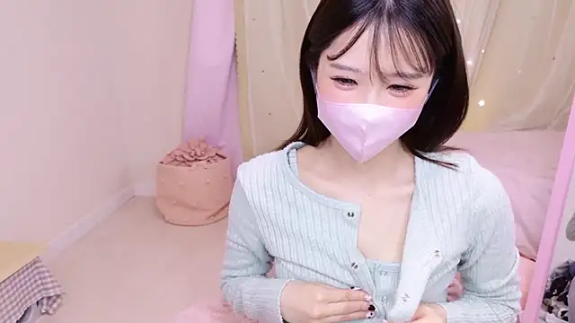  MIYUnya online show from April 2026 01:10:01 AM