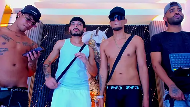 Snapshot of the_knights_of_the_night chatting on February 2026 06:40:02 AM the knights of the night online show from February 2026 06:40:02 AM