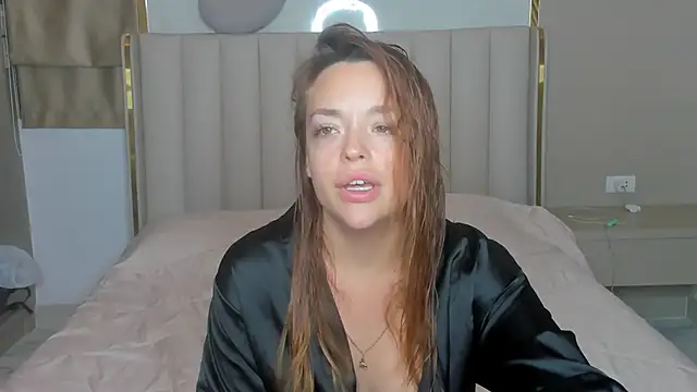 stellaa quenn online show from February 2026 12:33:02 PM