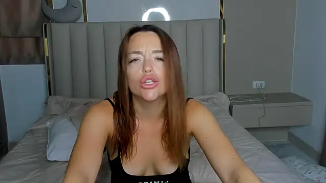 stellaa quenn online show from March 2026 12:16:01 AM