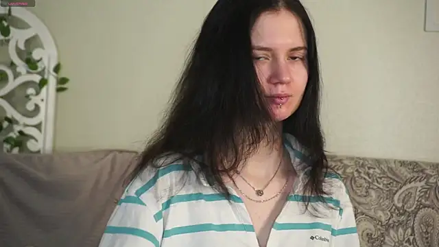 Glow hollow online show from February 2026 03:47:01 AM