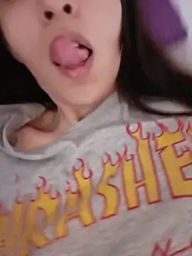 keyjordanTLG online show from April 2026 12:22:02 PM