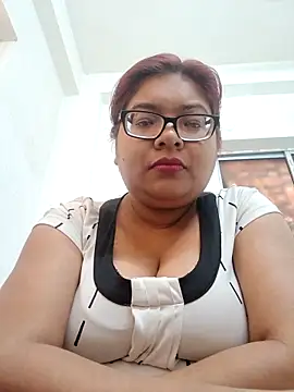 Elie Hallway online show from February 2026 05:38:01 AM