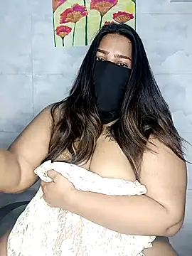 Cute G online show from April 2026 07:06:01 PM