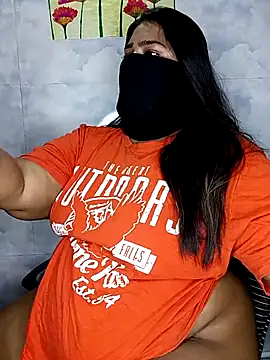 Cute G online show from April 2026 07:05:02 PM