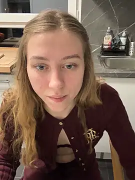 romyxxs online show from March 2026 06:55:02 PM