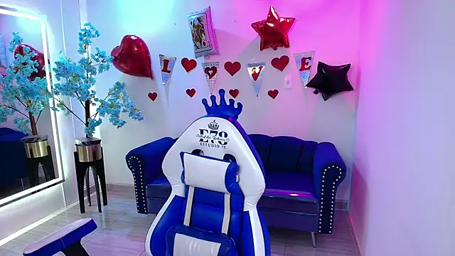 Madisson pitman online show from February 2026 08:27:02 PM