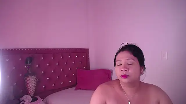 Snapshot of miafuegolatino chatting on July 2026 02:51:02 AM miafuegolatino online show from July 2026 02:51:02 AM