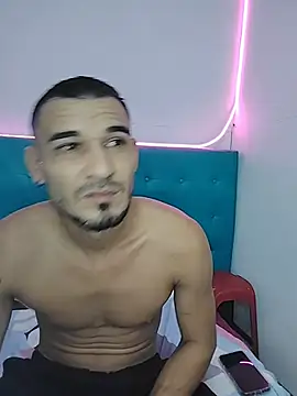 junior men22 online show from February 2026 02:04:02 PM